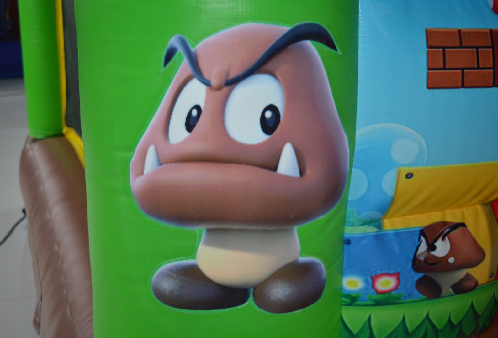 Château gonflable anniversaire Rouen